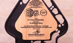Raih 43 Penghargaan di Nusantara CSR Awards 2025, PLN Terima Predikat Platinum SDGs (Dok. Humas PLN / Seputarsumatera.com)
