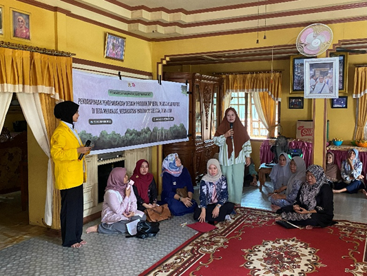Tim Pengabdian Universitas Sriwijaya (Unsri) melaksanakan kegiatan pengabdian masyarakat di Desa Meranjat Kecamatan Indralaya Selatan (Dok. Humas Unsri / Seputarsumatera.com)