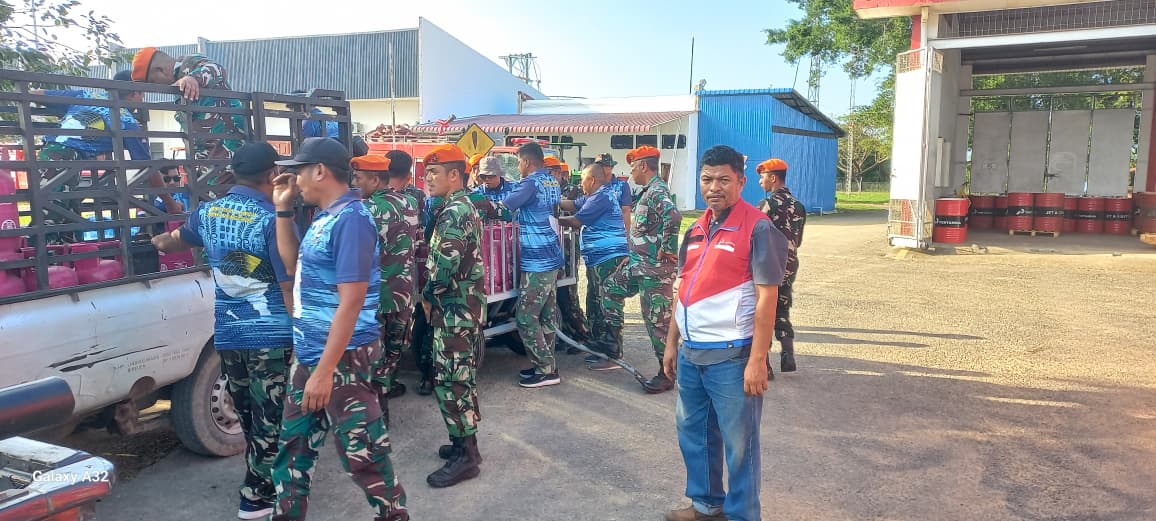 Pertamina mengirim BBM dan LPG via udara ke Bener Meriah Aceh (Dok. Humas Pertamina / Seputarsumatera.com)