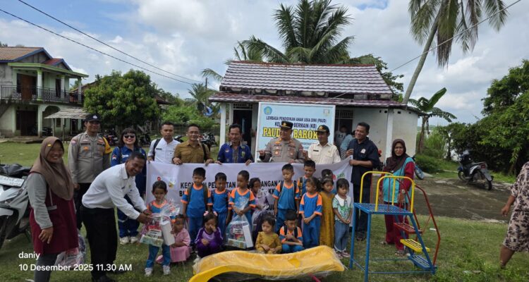 SKK Migas - KKKS Sele Raya Belida Realisasi Program Pelibatan Pengembangan Masyarakat (PPM) bidang pendidikan dan kesehatan di Kabupaten Banyuasin Sumsel (Dok. Humas SKK Migas / Seputarsumatera.com)