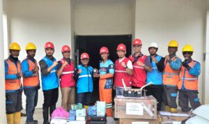 Pulihkan kelistrikan pascabanjir di UP3 Langsa, PLN UID S2JB lakukan BKO pengawasan K3 (Dok. Humas PLN UID S2JB / Seputarsumatera.com)