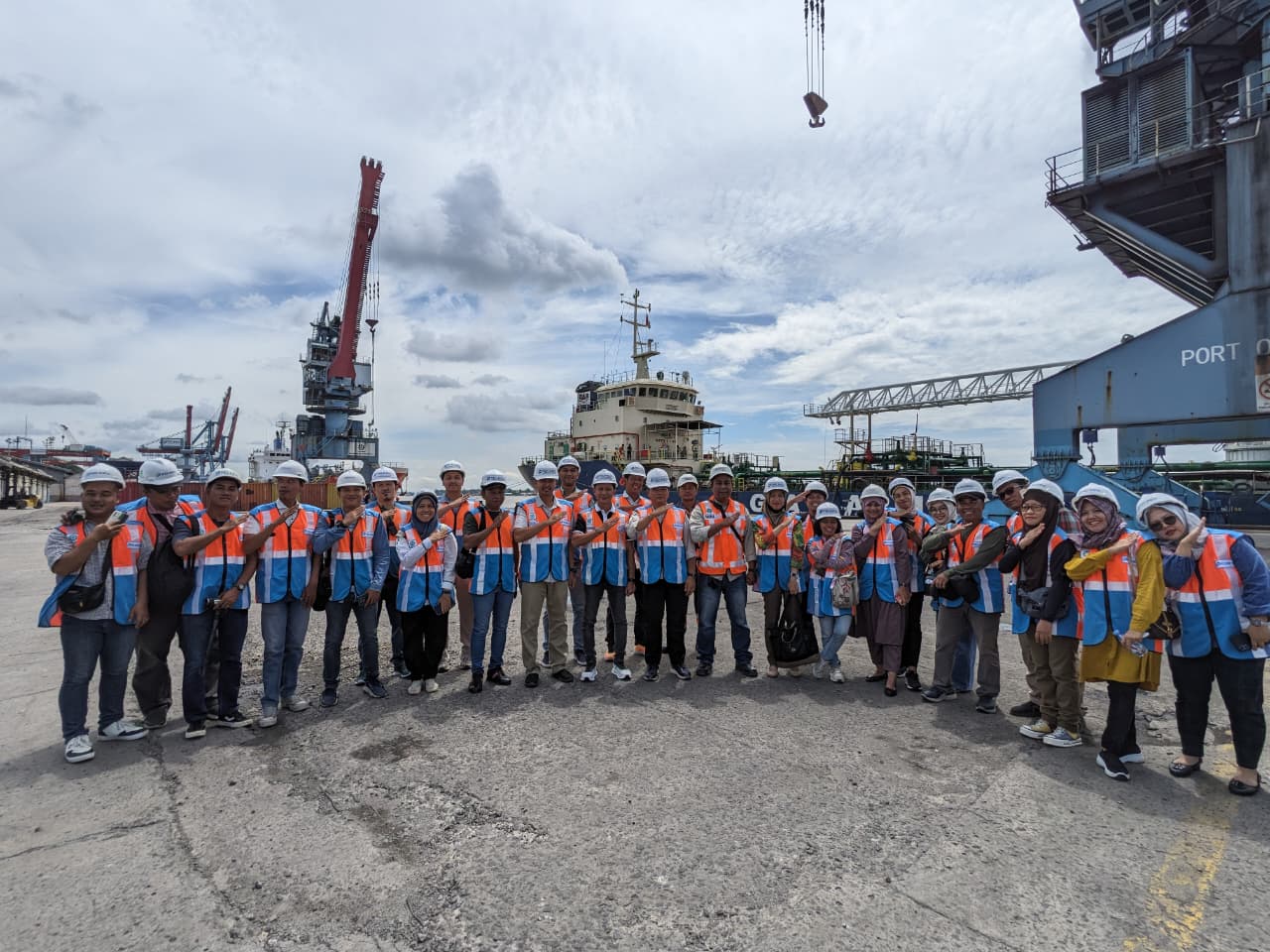 Jalin komunikasi, Pelindo Group Regional 2 Palembang gelar media Gathering tahun 2025 (Dok. Humas Pelindo / Seputarsumatera.com)