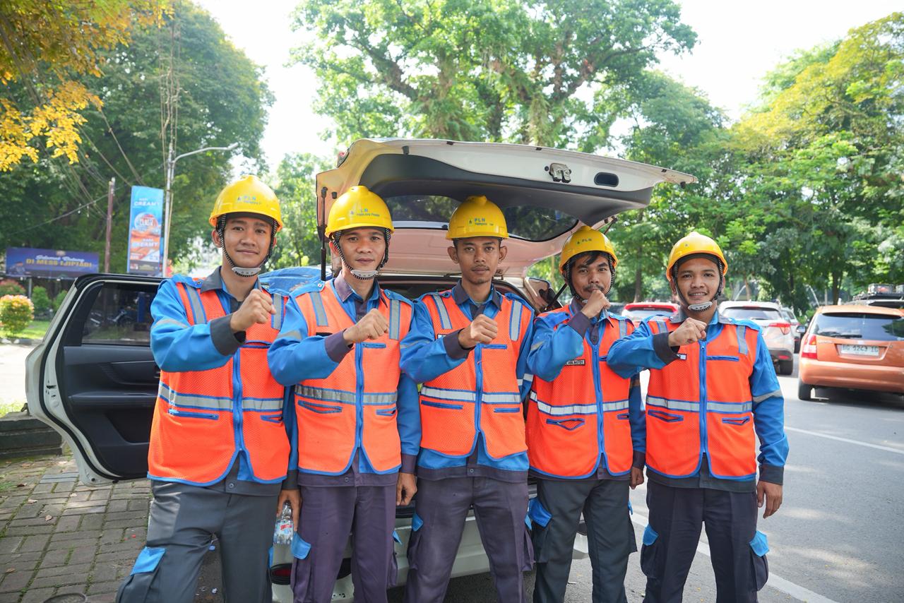 Pastikan Perayaan Misa Pagi Natal 2025 aman dan lancar, PLN UID S2JB gelar siaga dan monitoring terpusat (Dok. Humas PLN S2JB / Seputarsumatera.com)