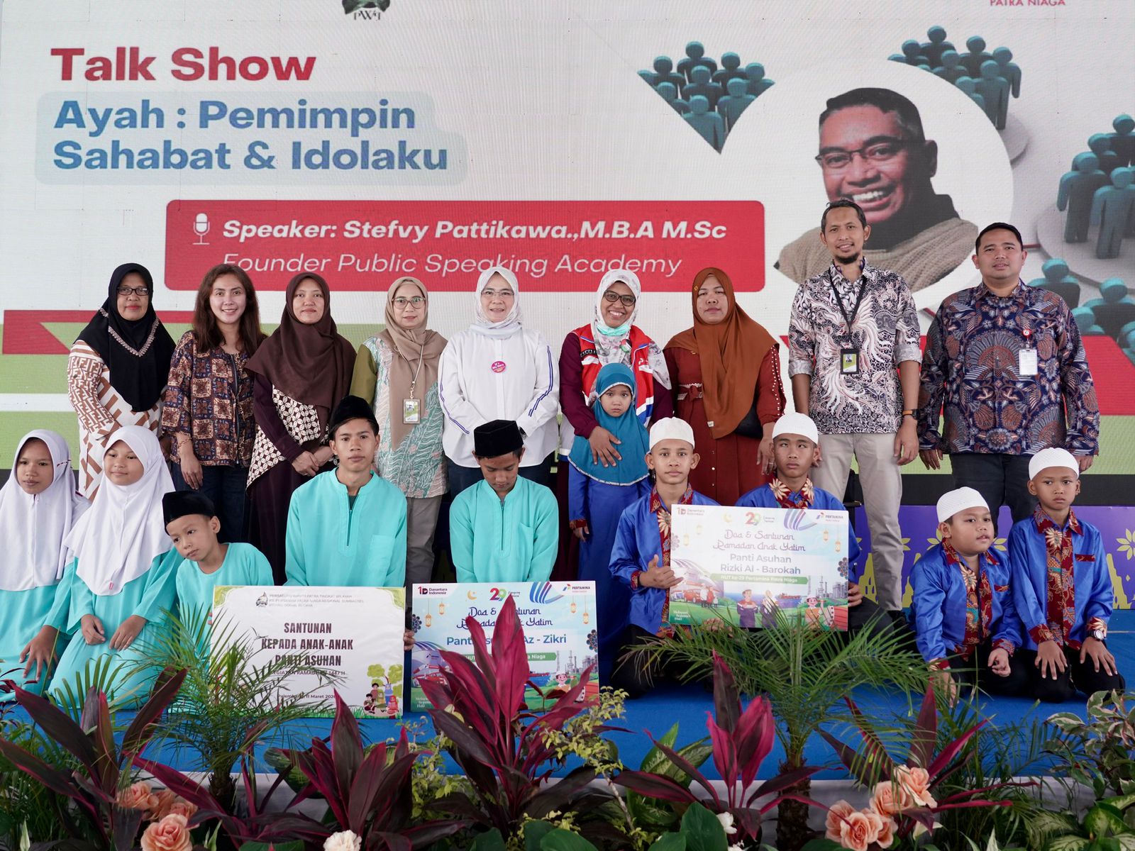 Pertamina Patra Niaga Regional Sumbagsel Berbagi Kebahagiaan di HUT ke-29, Santuni 200 Anak Yatim (Dok. Humas Pertamina Patra Niaga Sumbagsel)