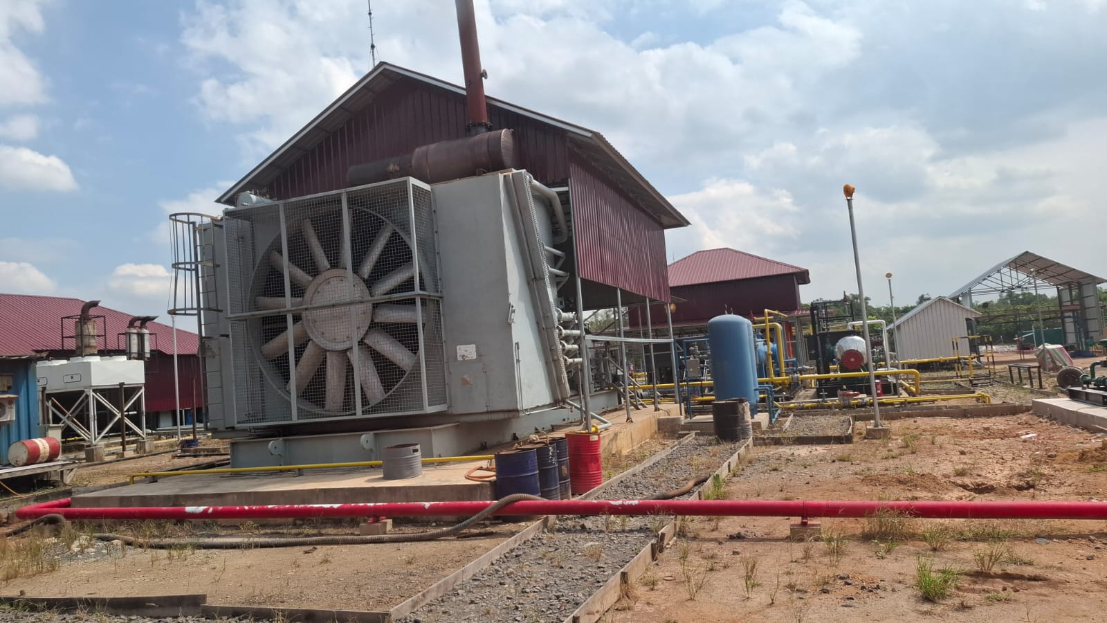 Gas kompressor yang digunakan dalam pengolahan produksi migas di PT Sele Raya Belida di Kabupaten Muara Enim Sumsel (Nefri Inge / Seputarsumatera.com)