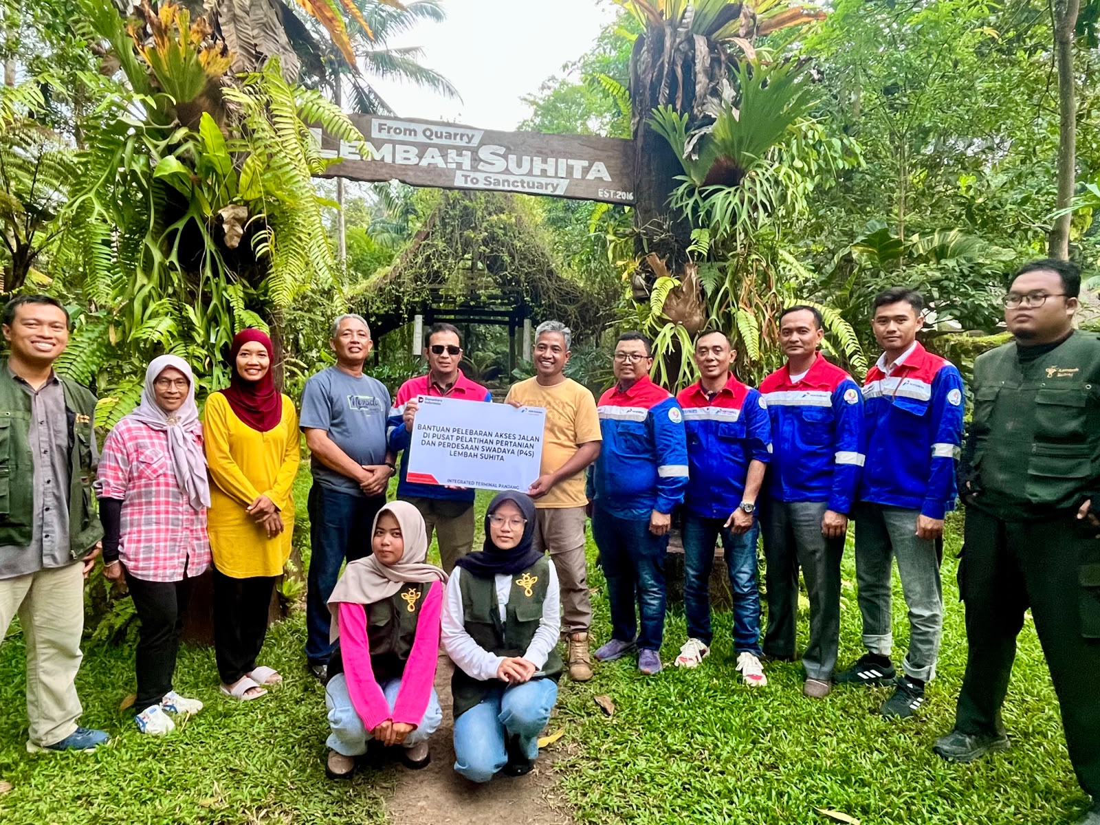 Pertamina Patra Niaga Regional Sumbagsel Perkuat Konservasi Lebah dan Eduwisata di Lembah Suhita Lampung (Dok. HUmas Pertamina Patra Niaga Sumbagsel) Pertamina Patra Niaga Regional Sumbagsel Perkuat Konservasi Lebah dan Eduwisata di Lembah Suhita Lampung (Dok. HUmas Pertamina Patra Niaga Sumbagsel)