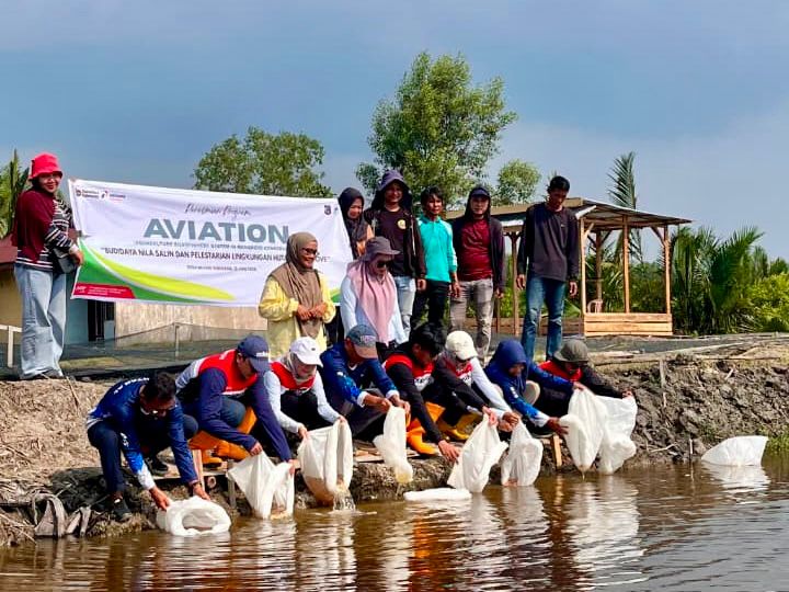 Lewat Aviation 2026, Pertamina Patra Niaga Sumbagsel semai mangrove dan harapan baru bagi masyarakat pesisir (Dok. Humas Pertamina Patra Niaga Sumbagsel / Seputarsumatera.com)