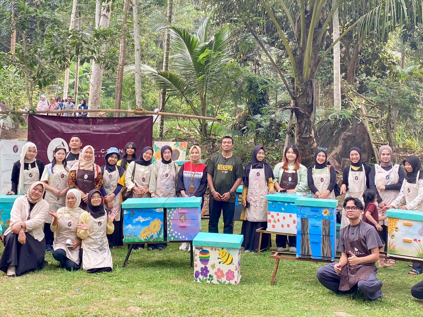 Pertamina Patra Niaga Regional Sumbagsel dan P4S Lembah Suhita Kampanyekan Konservasi Lebah melalui World Bee Day 2026 (Dok. Humas Pertamina Patra Niaga / Seputarsumatera.com)