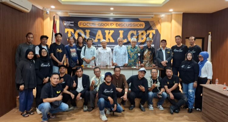 FGD bertema 'Tolak LGBT' di Palembang diinisiasi Yayasan Kawan Lamo Galo Palembang dan didukung ormas dan komunitas di Palembang (Dok. Humas Yayasan Kawan Lamo Galo Palembang / Seputarsumatera.com)
